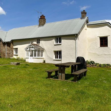 Well Farm Cottages North Tamerton Exteriör bild